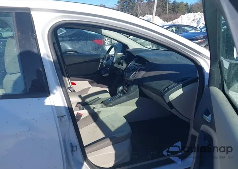 2014 Ford Focus Se z USA, uszkodzony, nr VIN 1FADP3F20EL188425